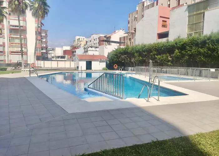 Precioso Estudio Con Piscina, Junto A La Playa