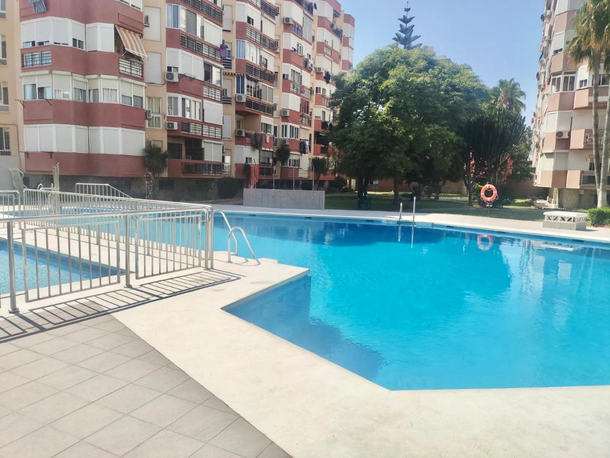Precioso Estudio Con Piscina, Junto A La Playa